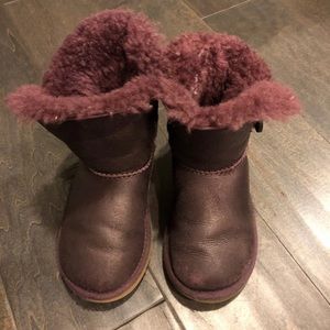 Girls Ugg Bailey Button Boots in Metallic Purple